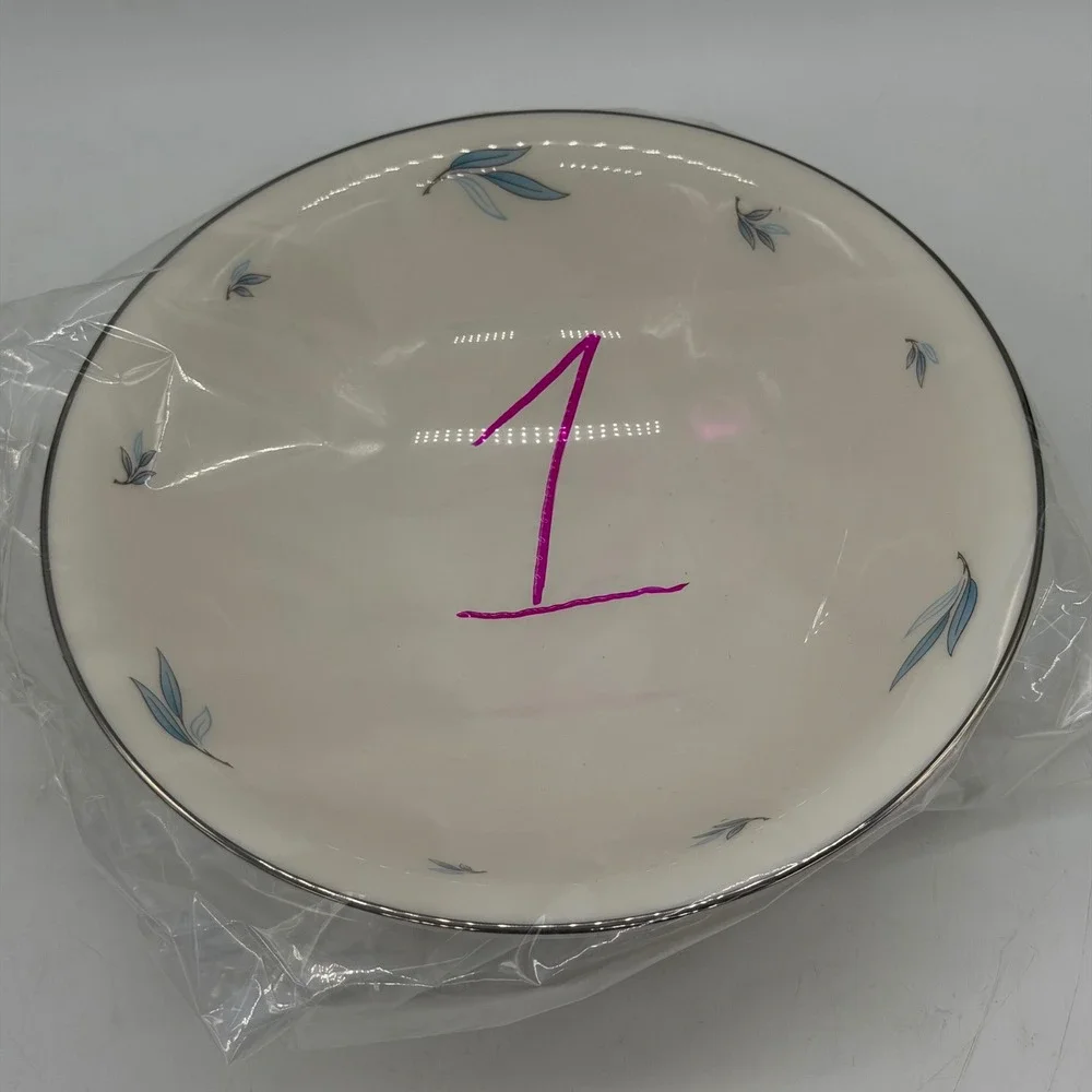 Syracuse China Evening Star Serving Bowl Blue Leaf Platinum Trim‎ Vintage